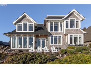 520 Sw COVE Pt, Depoe Bay, OR 97341