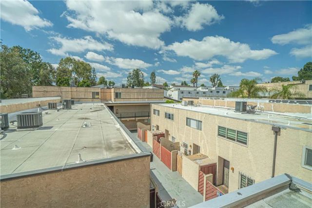1701 Neil Armstrong 202, Montebello, CA 90640