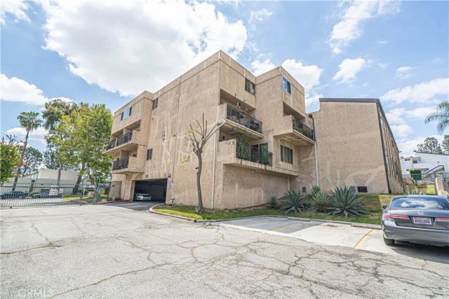1701 Neil Armstrong 202, Montebello, CA 90640
