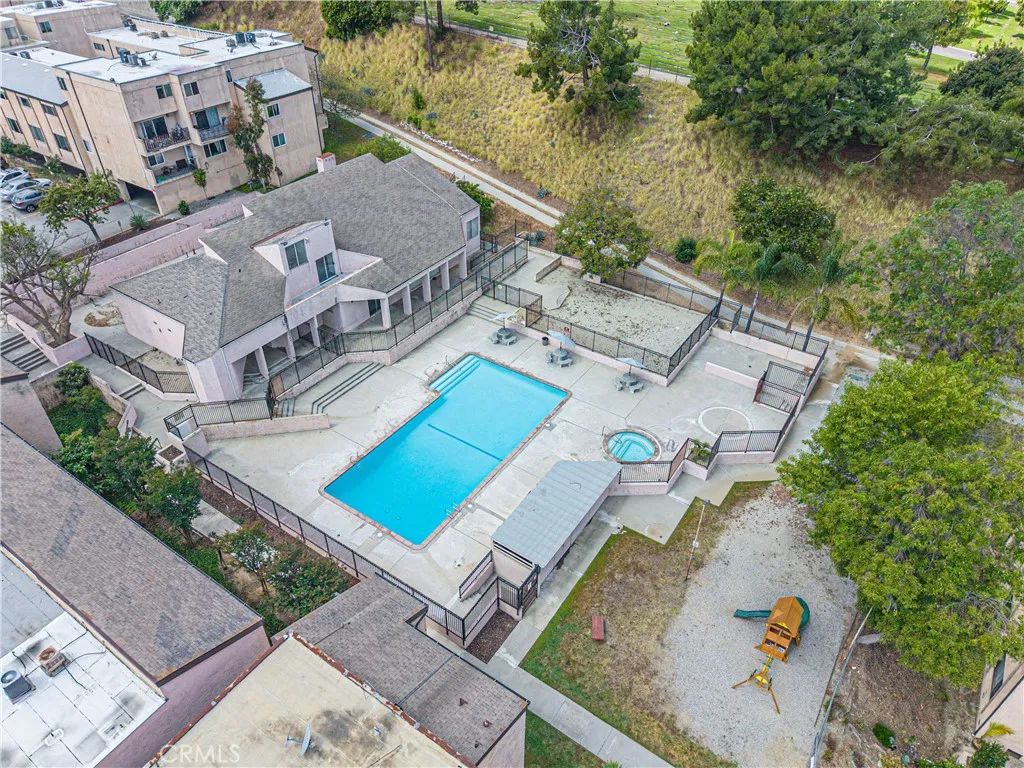 1701 Neil Armstrong 202, Montebello, CA 90640
