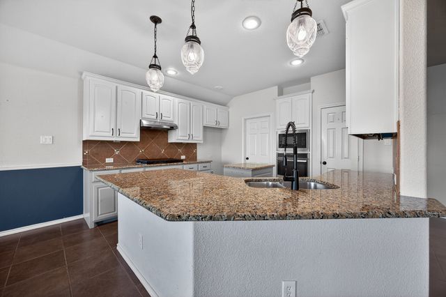 15812 Carlton Oaks Drive, Fort Worth, TX 76177