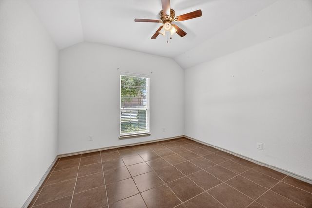 15812 Carlton Oaks Drive, Fort Worth, TX 76177