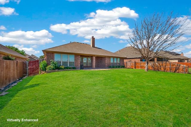 15812 Carlton Oaks Drive, Fort Worth, TX 76177