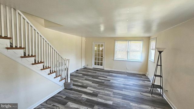 1142 SAINT VINCENT ST, Philadelphia, PA 19111
