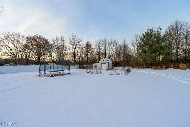 2411 Griffith Drive, Cortland, OH 44410