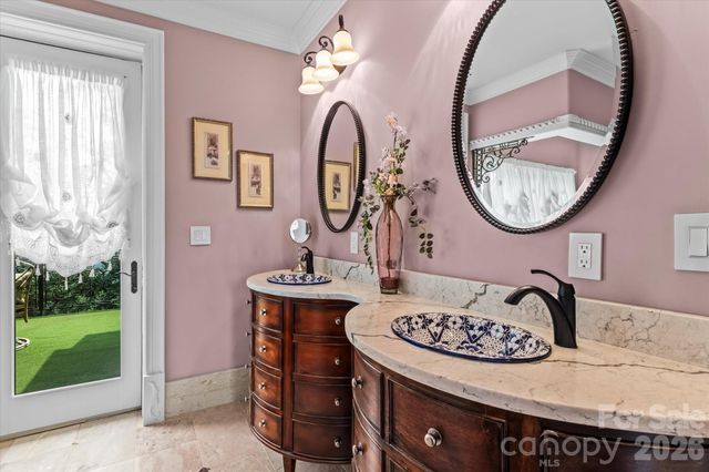 530 Sierra Trace Road, Denton, NC 27239