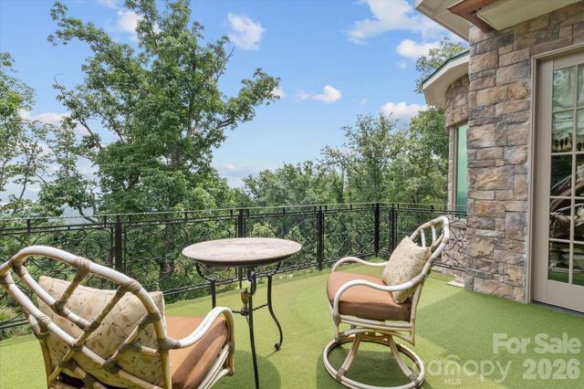 530 Sierra Trace Road, Denton, NC 27239