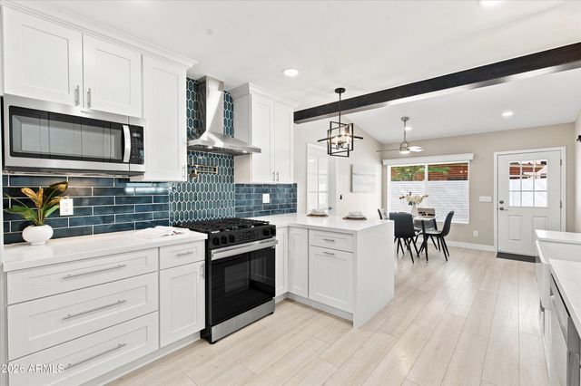 1922 E YALE Street, Phoenix, AZ 85006