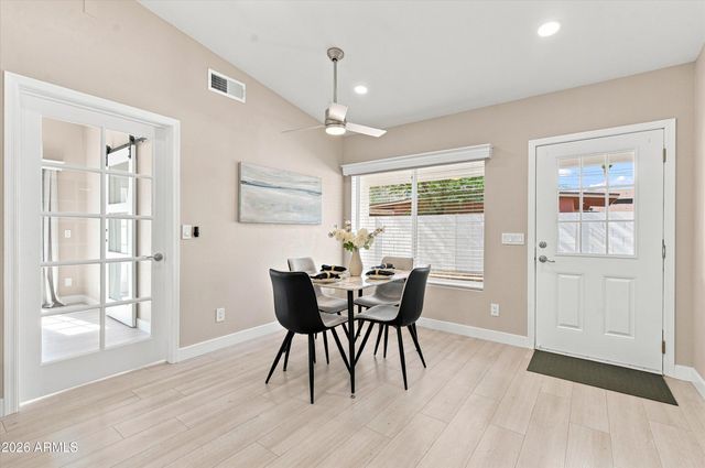 1922 E YALE Street, Phoenix, AZ 85006