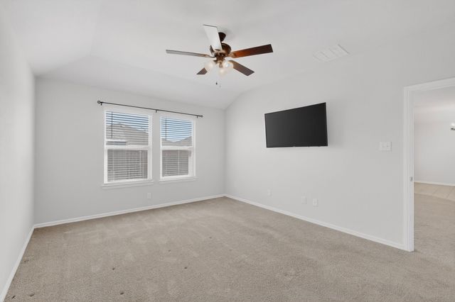 16616 Milwaukee Street, Justin, TX 76247