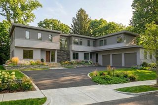 18 Annawan Rd, Newton, MA 02468