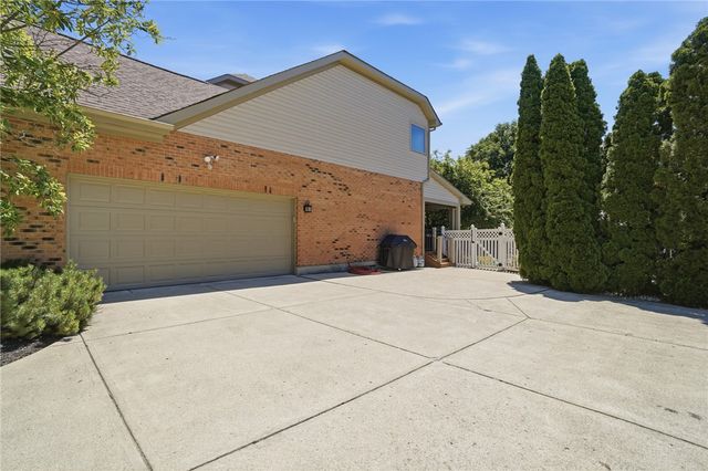6953 Raceway Court, Mason, OH 45040