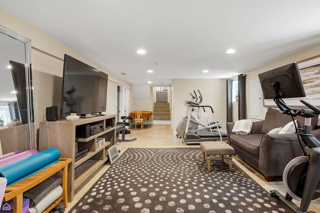 9632 Massasoit Avenue, Oak Lawn, IL 60453