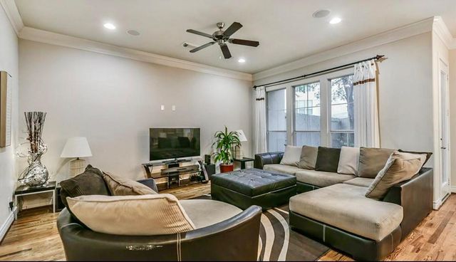 9607 Pemberton Trace, Houston, TX 77025