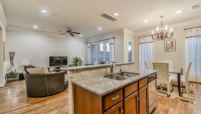 9607 Pemberton Trace, Houston, TX 77025