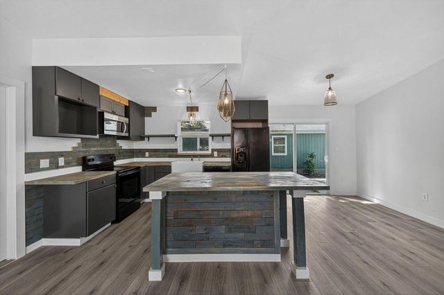 117 NE 8th Street, Pompano Beach, FL 33060