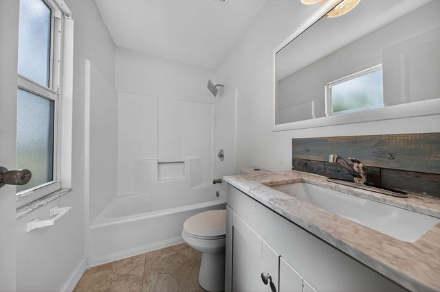 117 NE 8th Street, Pompano Beach, FL 33060