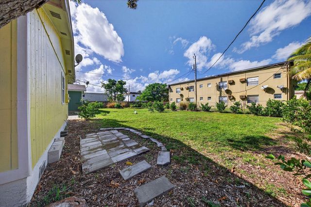 117 NE 8th Street, Pompano Beach, FL 33060