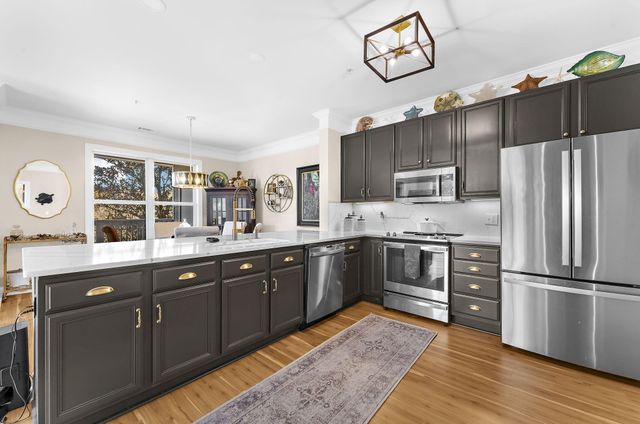 2244 Ashley Crossing Drive 112, Charleston, SC 29414