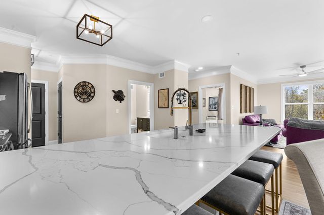 2244 Ashley Crossing Drive 112, Charleston, SC 29414