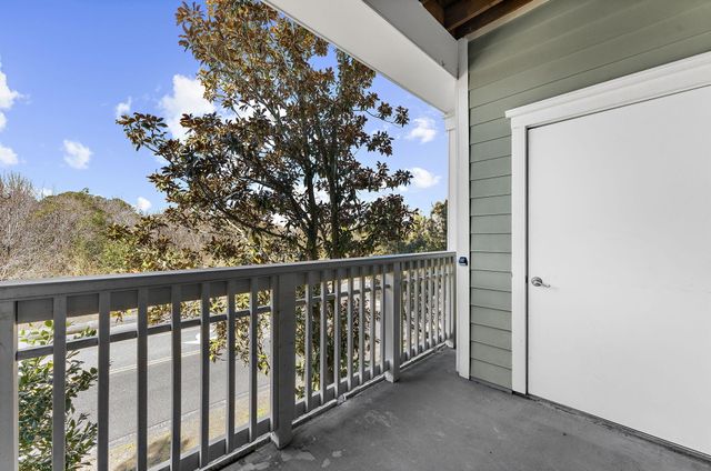 2244 Ashley Crossing Drive 112, Charleston, SC 29414