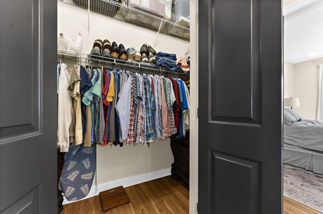 2244 Ashley Crossing Drive 112, Charleston, SC 29414