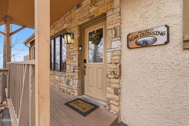 1443 Arbon Drive, Gatlinburg, TN 37738