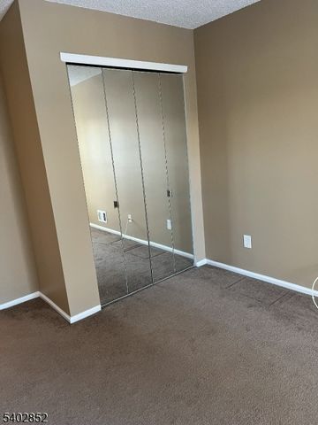 611 Lilac Ln, Mahwah Twp., NJ 07430