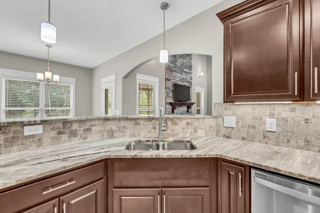 221 Allie Kat Way, Clarksville, TN 37042