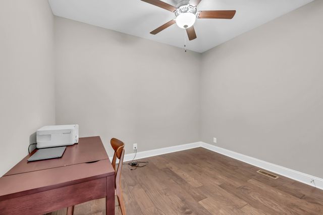 221 Allie Kat Way, Clarksville, TN 37042