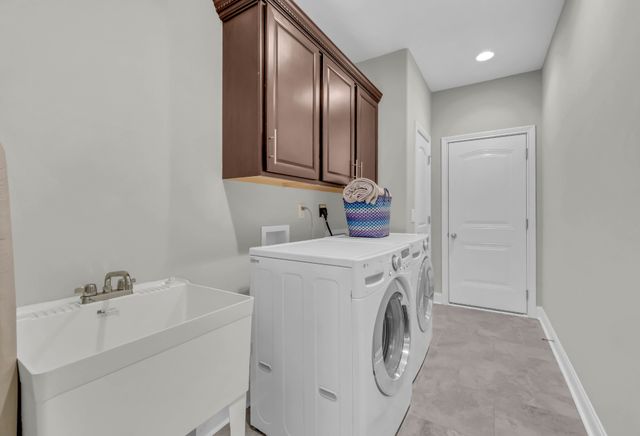 221 Allie Kat Way, Clarksville, TN 37042