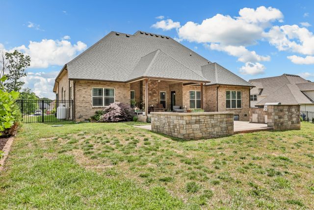 221 Allie Kat Way, Clarksville, TN 37042