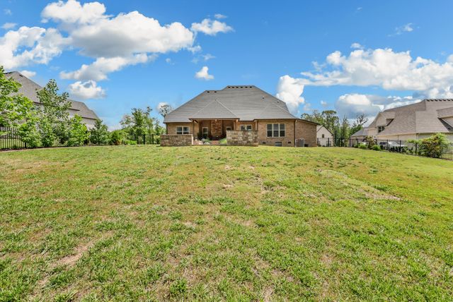 221 Allie Kat Way, Clarksville, TN 37042