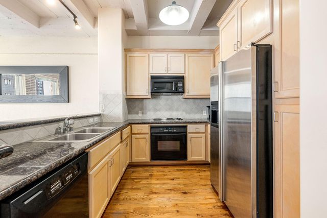 1120 Texas Street 7D, Houston, TX 77002