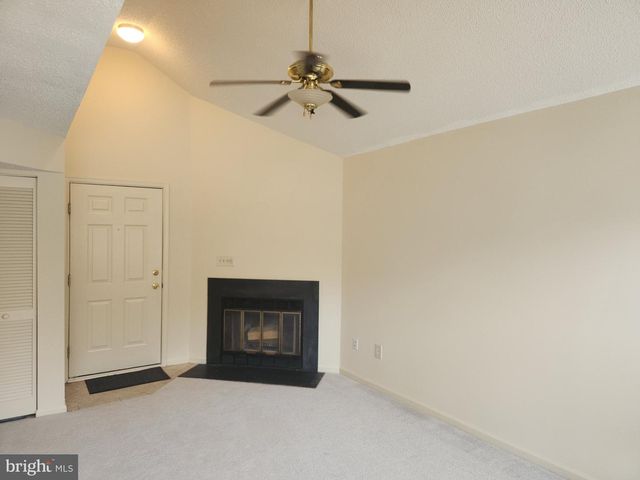 14045 VISTA DR #158B, Laurel, MD 20707