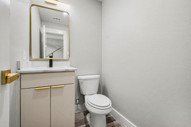 1442 Stella Avenue, Dallas, TX 75216