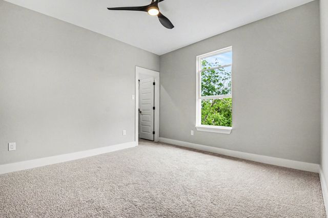 1442 Stella Avenue, Dallas, TX 75216