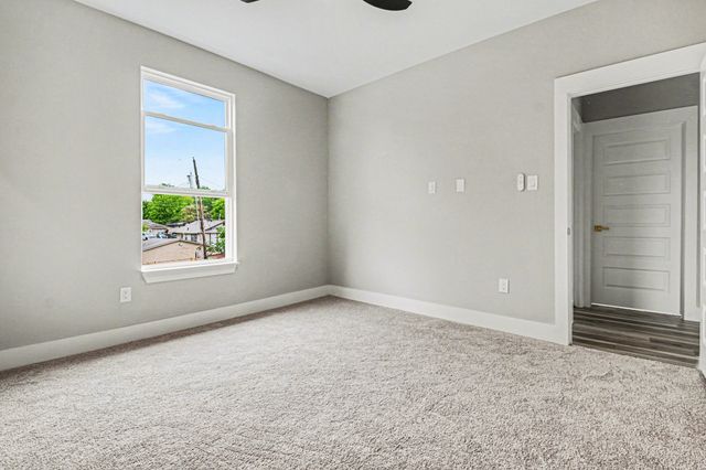 1442 Stella Avenue, Dallas, TX 75216