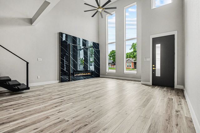 1442 Stella Avenue, Dallas, TX 75216