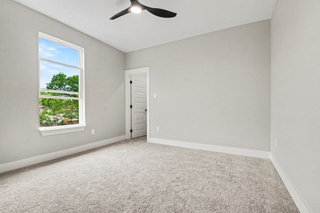 1442 Stella Avenue, Dallas, TX 75216