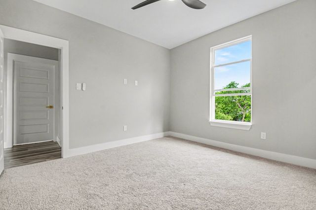 1442 Stella Avenue, Dallas, TX 75216