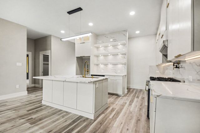 1442 Stella Avenue, Dallas, TX 75216