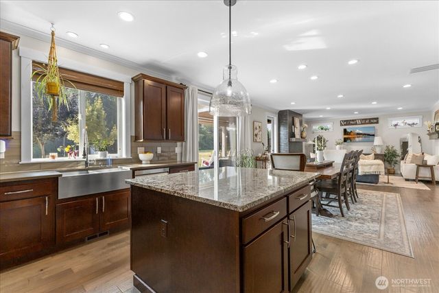 6422 151st Avenue NE, Lake Stevens, WA 98258