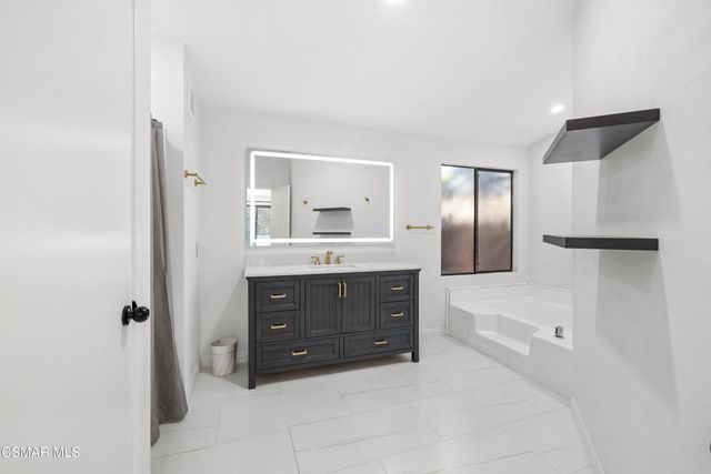 1025 Cachuma Avenue 98, Ventura, CA 93004