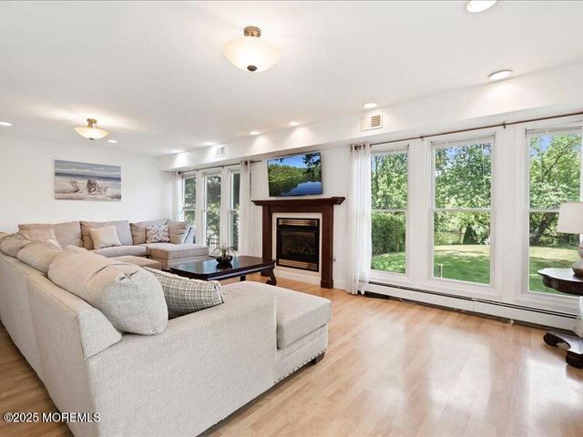 552 Prospect Avenue, Spring Lake Heights, NJ 07762