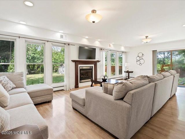 552 Prospect Avenue, Spring Lake Heights, NJ 07762