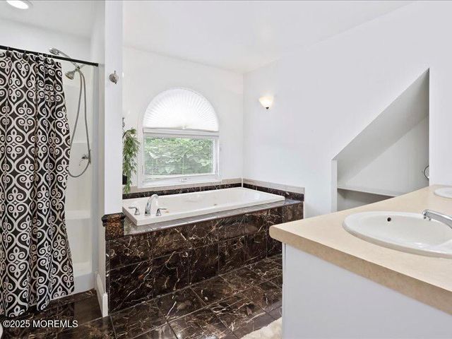 552 Prospect Avenue, Spring Lake Heights, NJ 07762