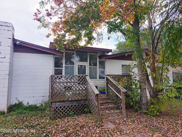 4635 SOLANDRA Circle W, Jacksonville, FL 32210