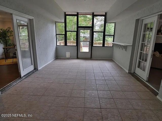 4635 SOLANDRA Circle W, Jacksonville, FL 32210