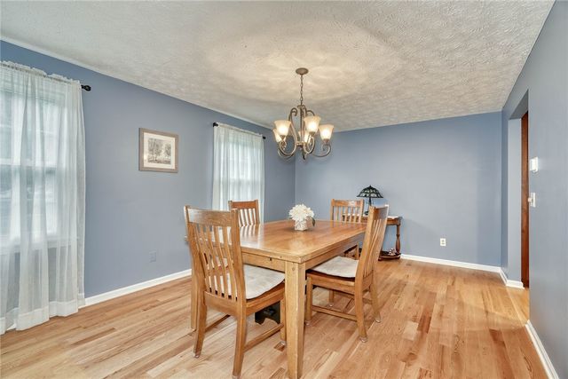 721 Close Circle, Webster, NY 14580